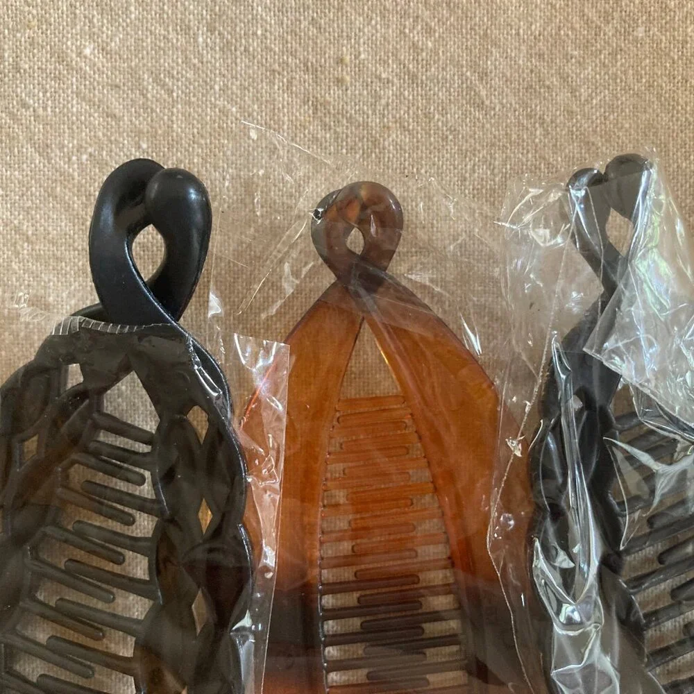 3 Banana Hair Clips